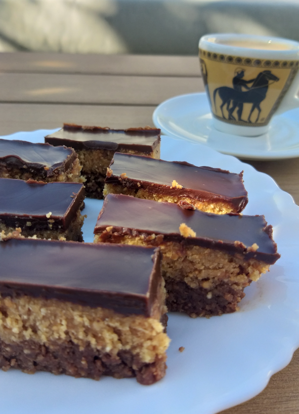 Bajadera sa lešnicima