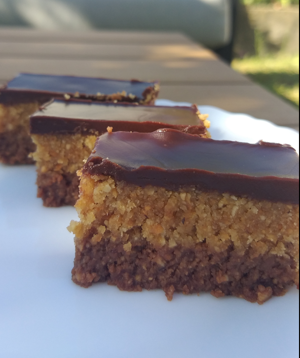 Bajadera sa lešnicima