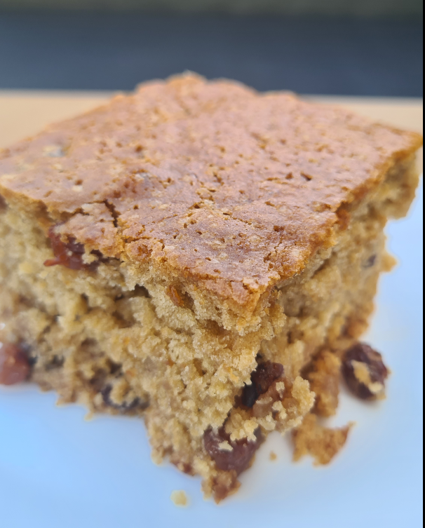 Posni kolač sa sokom od narandže Fanuropita