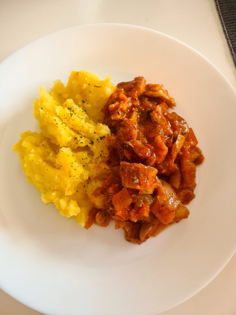 Gulaš od bukovača na vodi